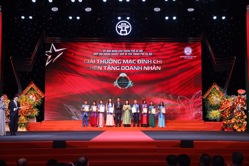 GIẢI THƯỞNG ,MẠC ĐĨNH CHI - GIÁ TRỊ CỦA TRÍ TUỆ, BẢN LĨNH, NHÂN CÁCH